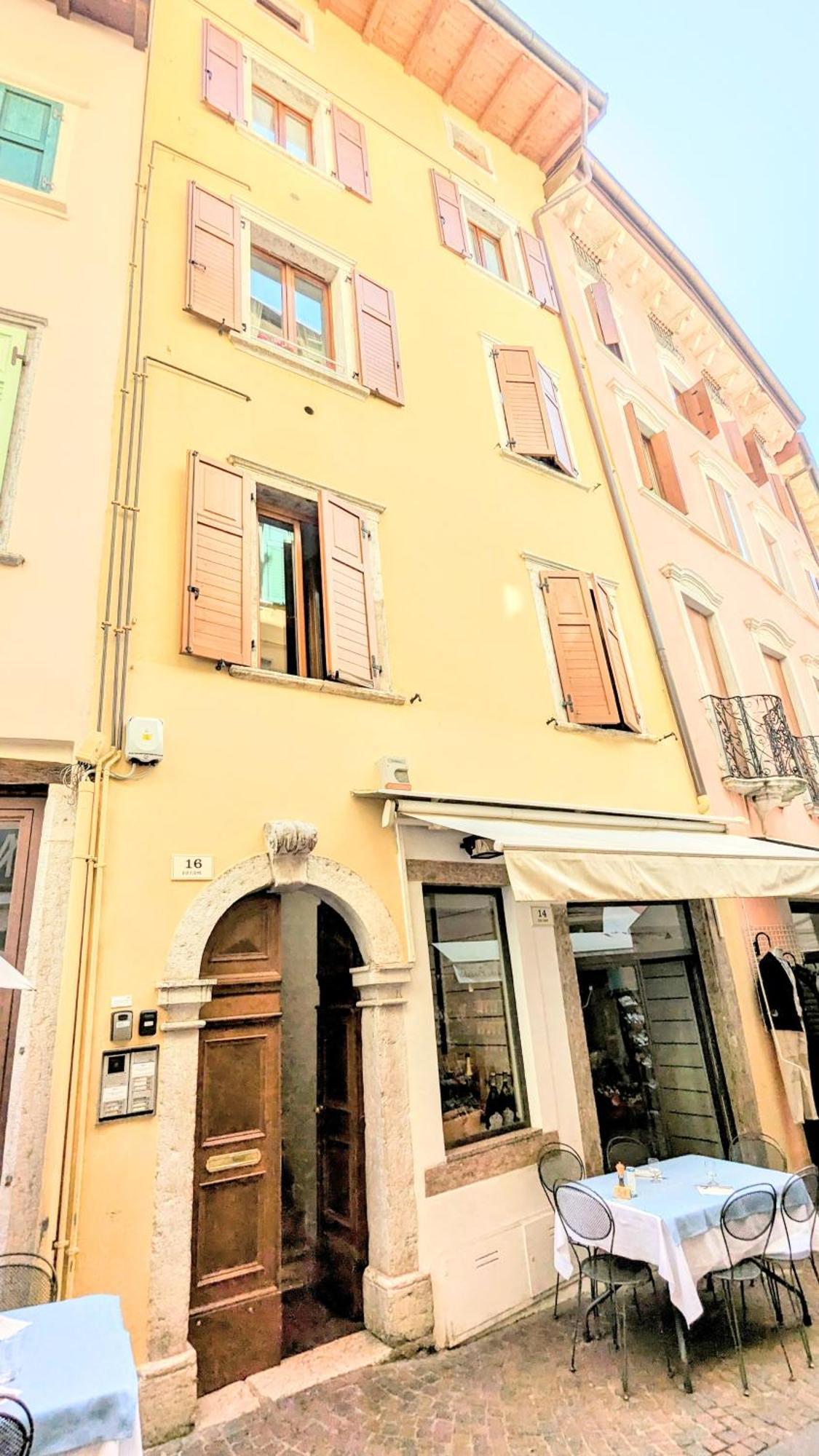 Dolce Riva Downtown Apartment Exterior foto
