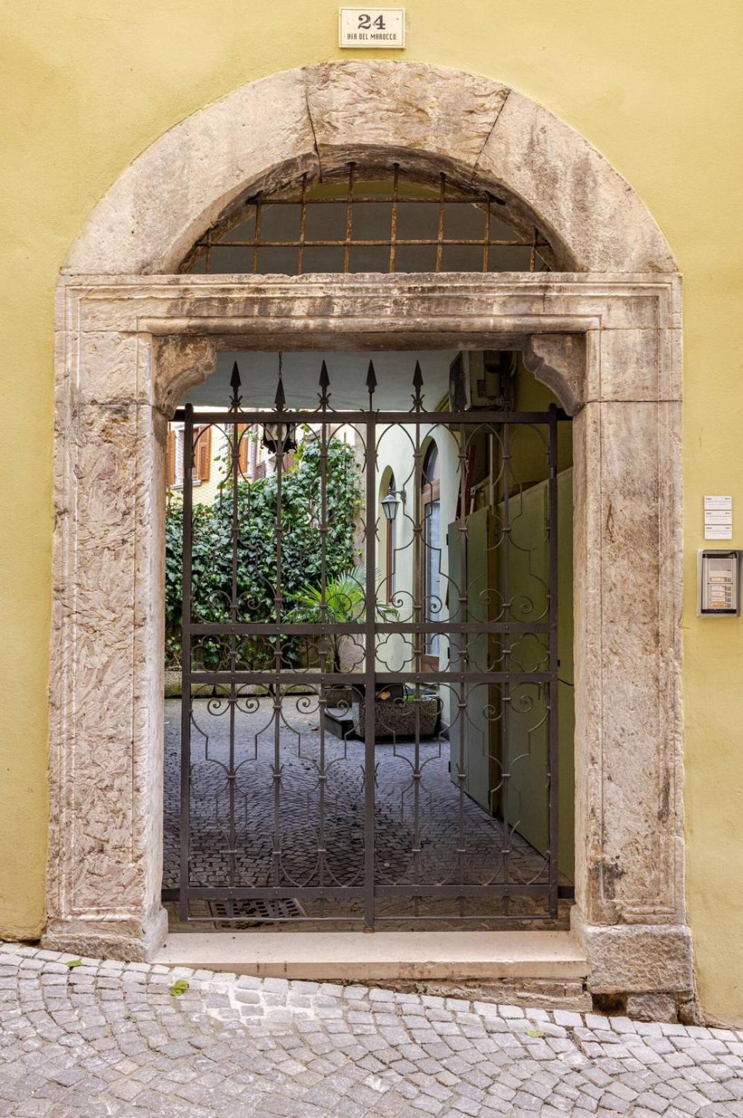 Dolce Riva Downtown Apartment Exterior foto